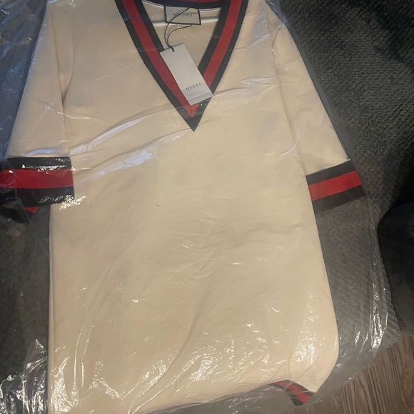 BRAND NEW GUCCI DRESS - Picture 2 of 6